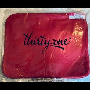 Thirty-One Savvy Sleeve